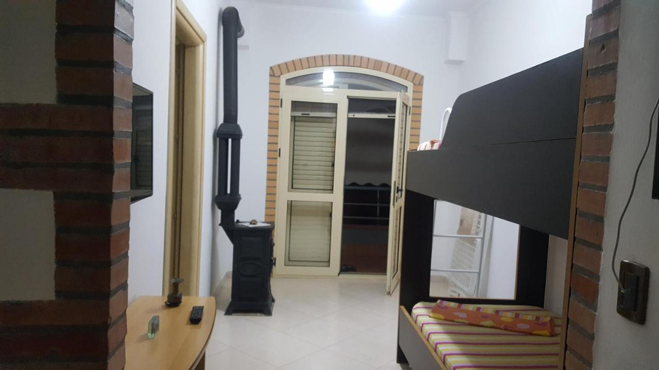 Villa Elvis Guesthouse Orikum Exterior foto